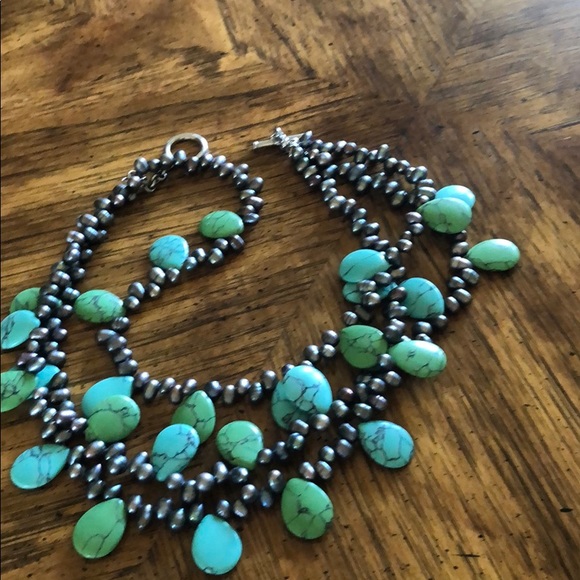 Turquoise and silver bead necklace - Picture 3 of 3